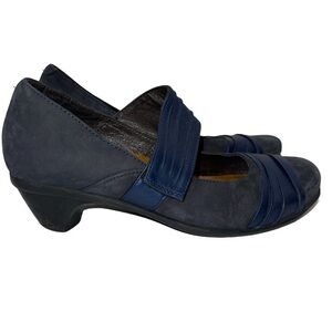 NAOT Women's Shoes Size 37(6.5-7) Blue Suede Mary Jane Arch Support Low Heel